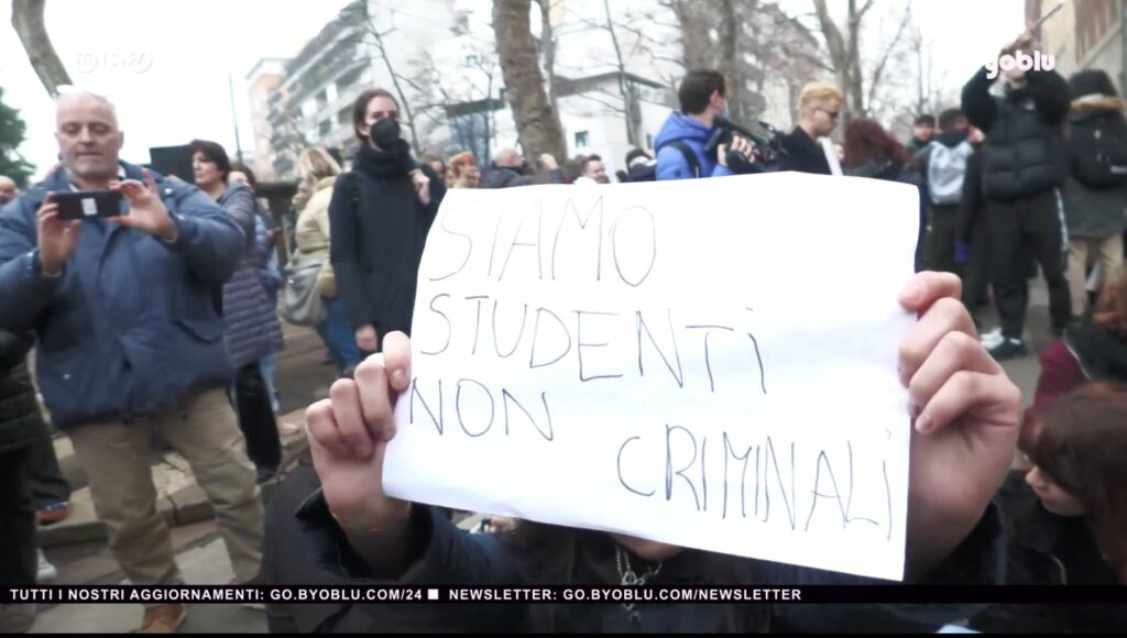 We are students, not criminals.