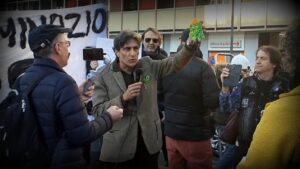 Relay of Italian professors on hunger strike for student's Freedom of Choice.